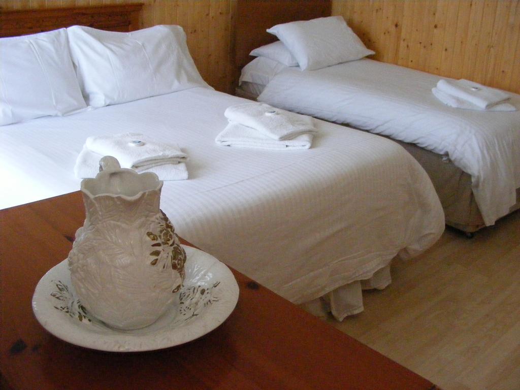 Trevelyan Hotel Douglas Rom bilde